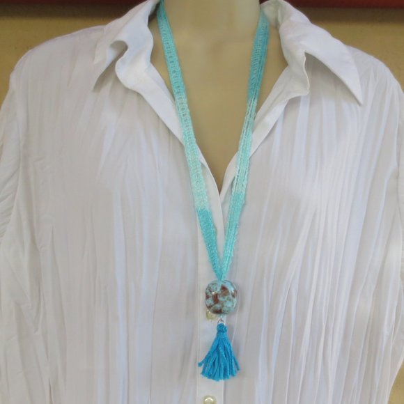 New Boho Fiber & Ceramic Hand Crafted Necklace - Picture 2 of 7